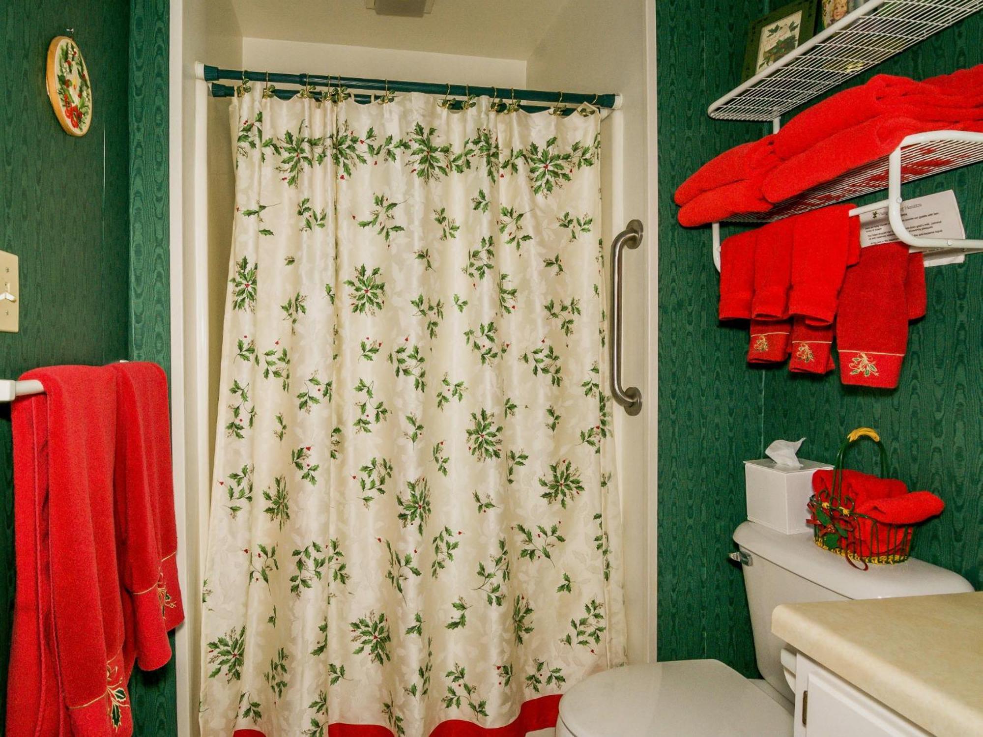 Holly House Of Hamilton Quarto foto